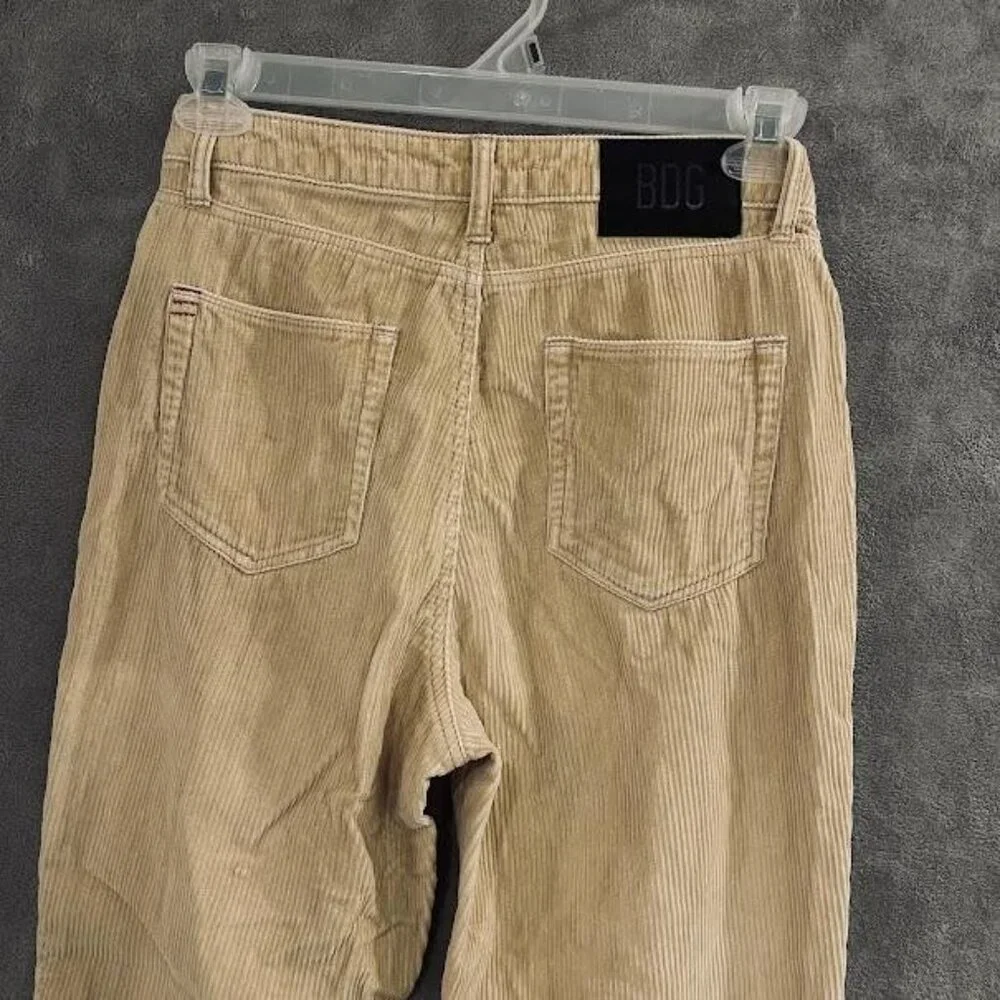 BDG Corduroy Pants Womens 28 Beige High-Rise Mom‎ Jeans Casual Urban Outfitters